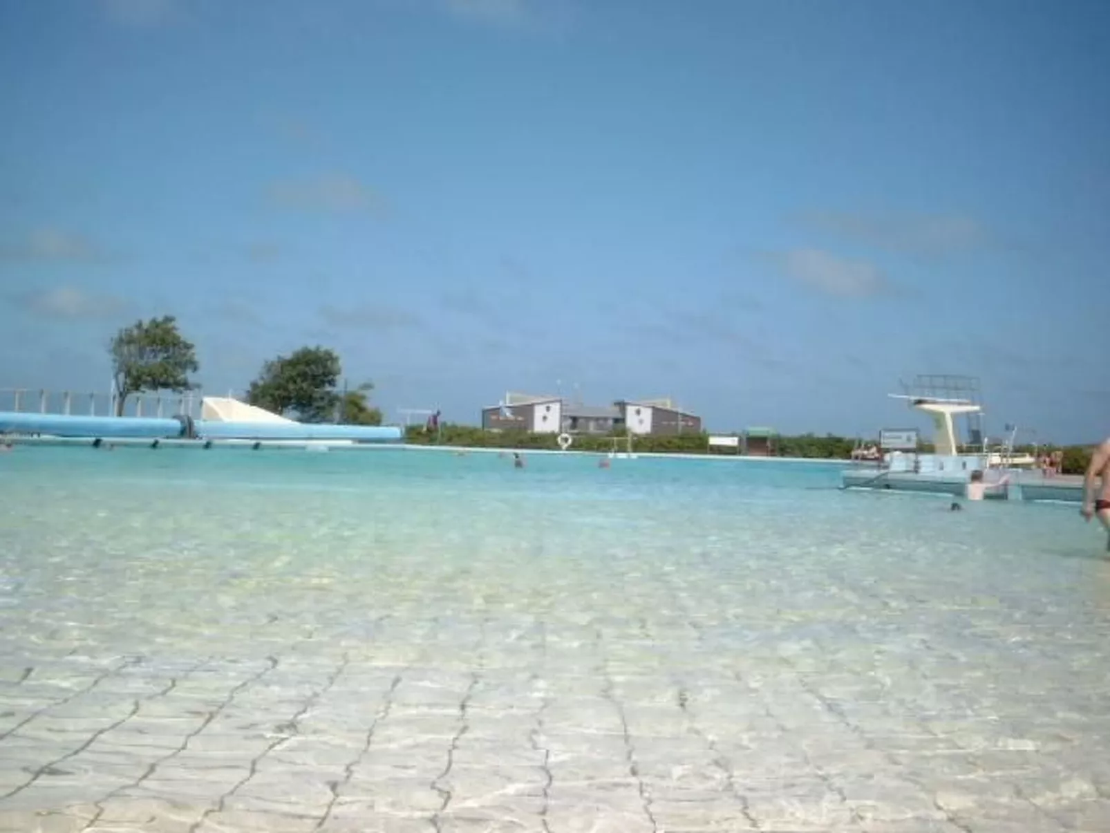 In Nesse mit Garten, Terrasse und Grill-Buiten