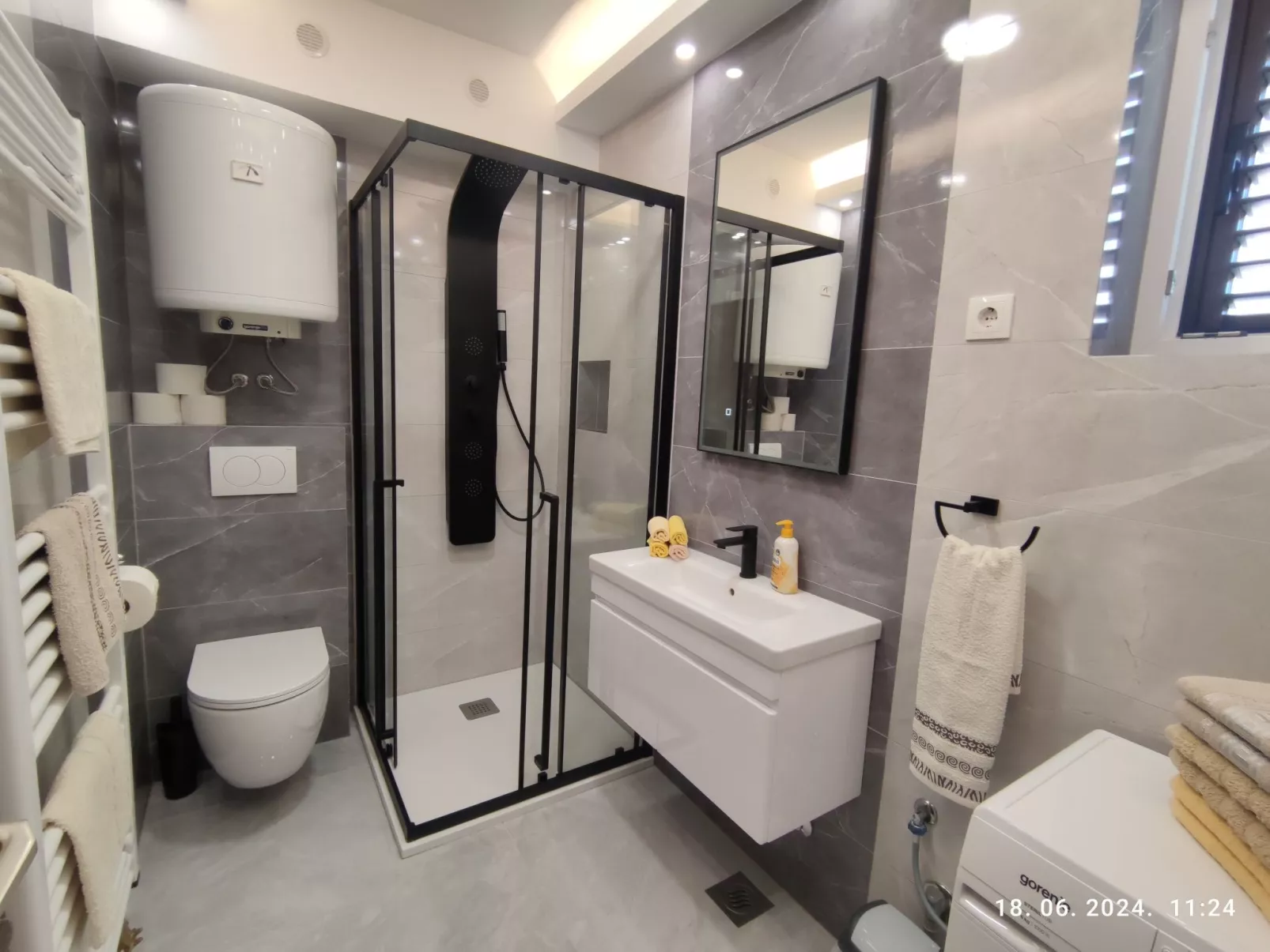 Wohnung im Hochparterre-Binnen