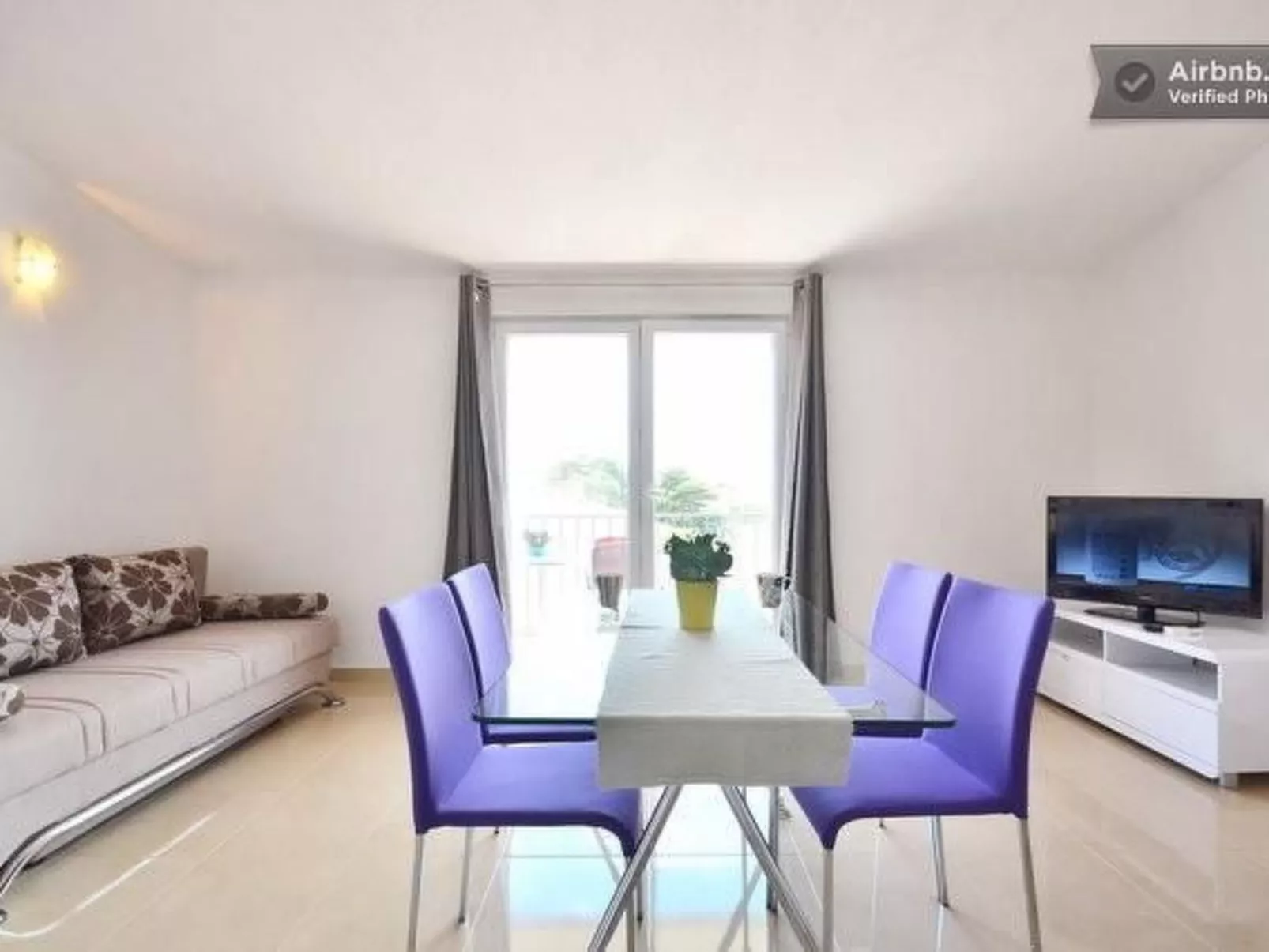 Mit Balkon und Garten sowie Meerblick-Binnen