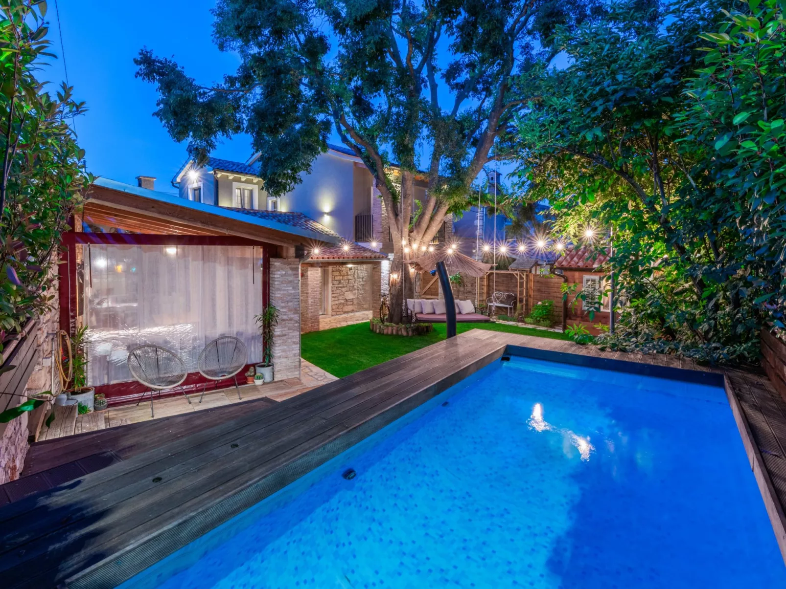 Rustic cozy house Pupy mit private pool und kino-Buiten