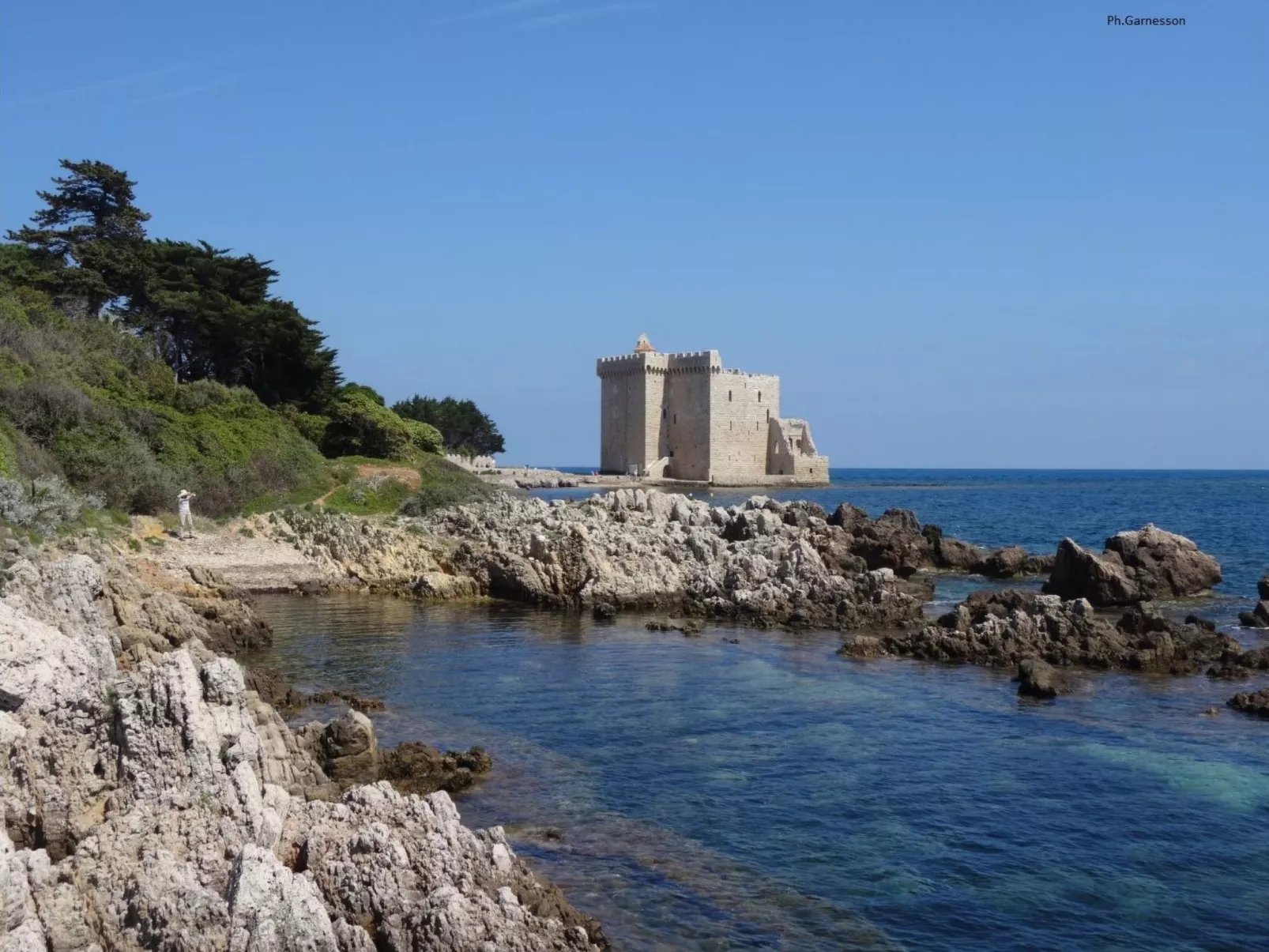 Wohnung panoramischer Meerblick, Schwimmbad, Parkplatz - Buiten