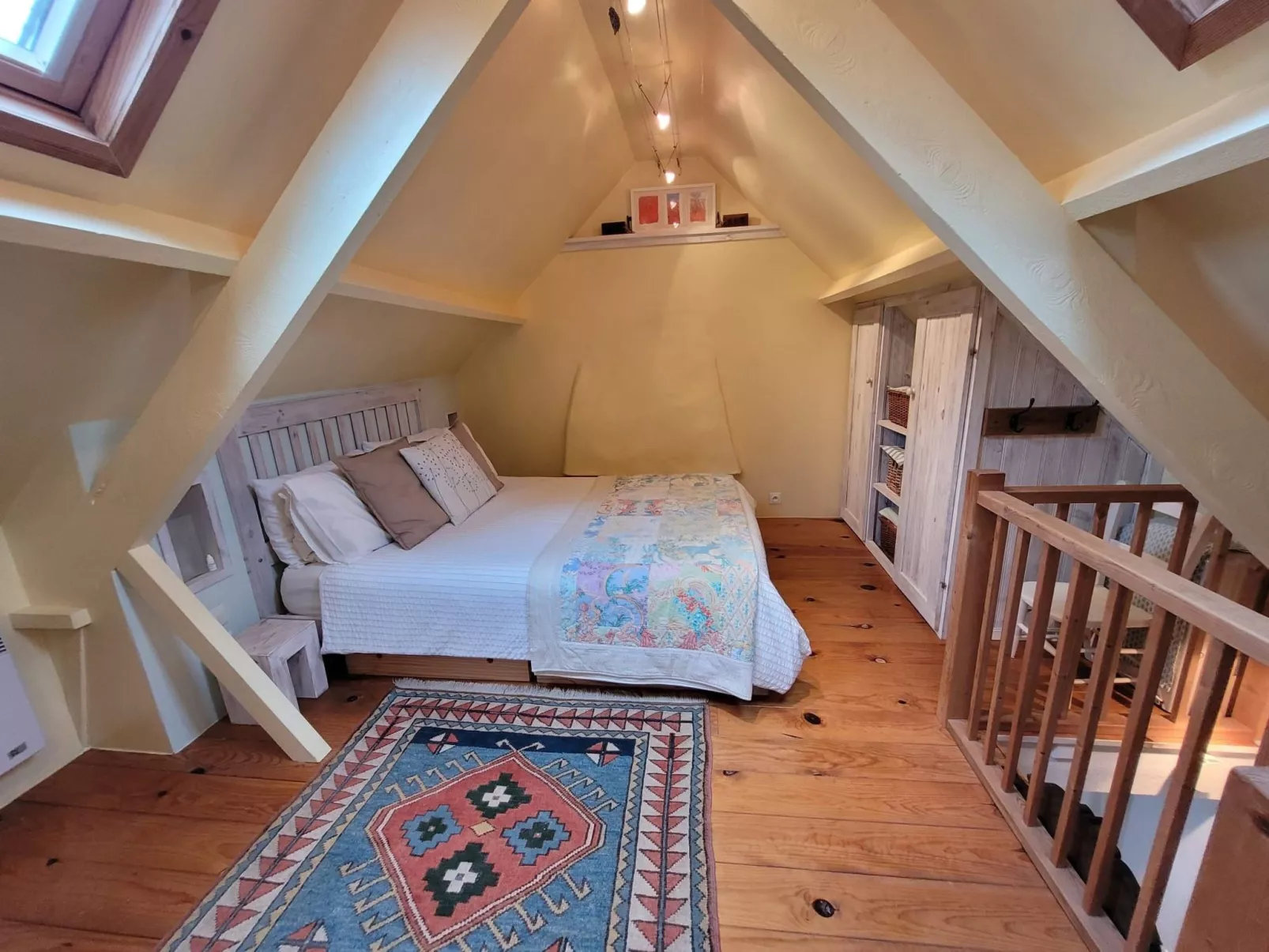 Kleiner Kokon mit seinem geheimen Garten-Binnen