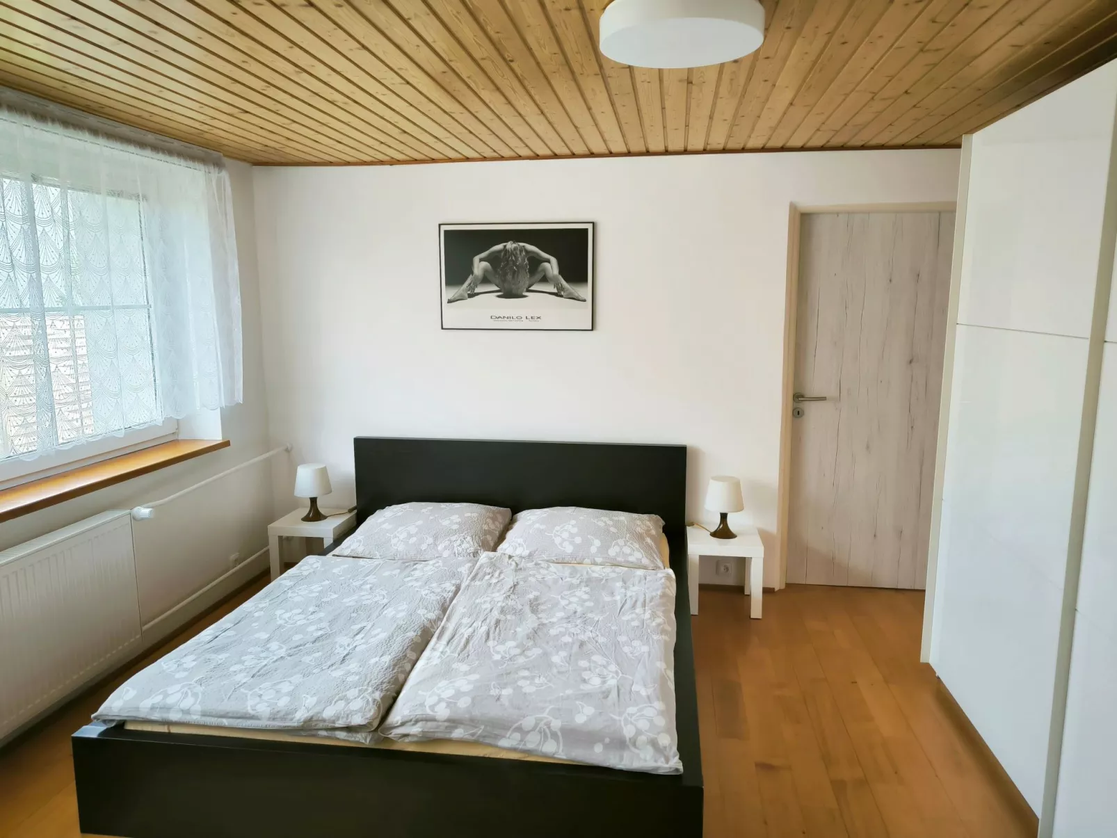 Ferienvilla mit eigenem Pool-Binnen