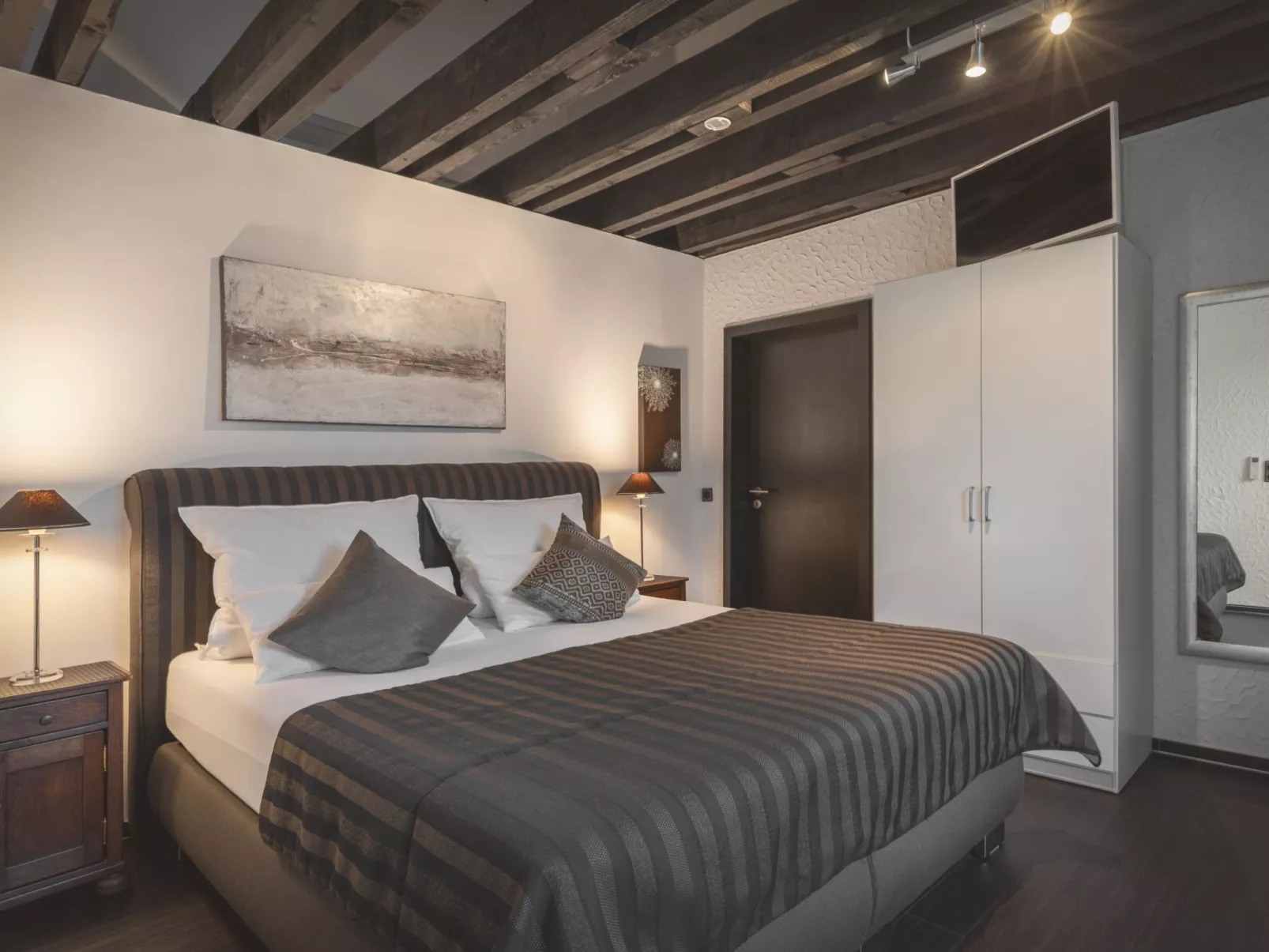 WK-Suite-Image-tags.info