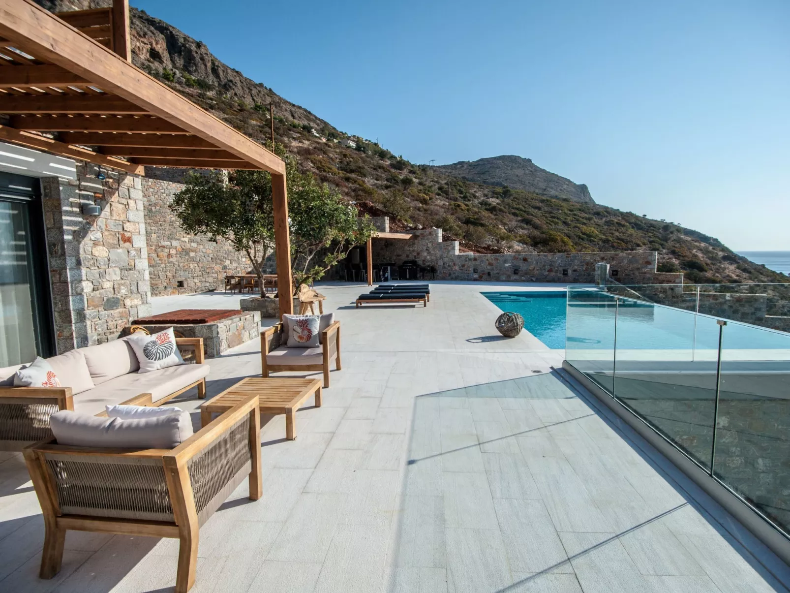 Villa Superior - Das neue Öko-Schick-Ziel-Image-tags.info