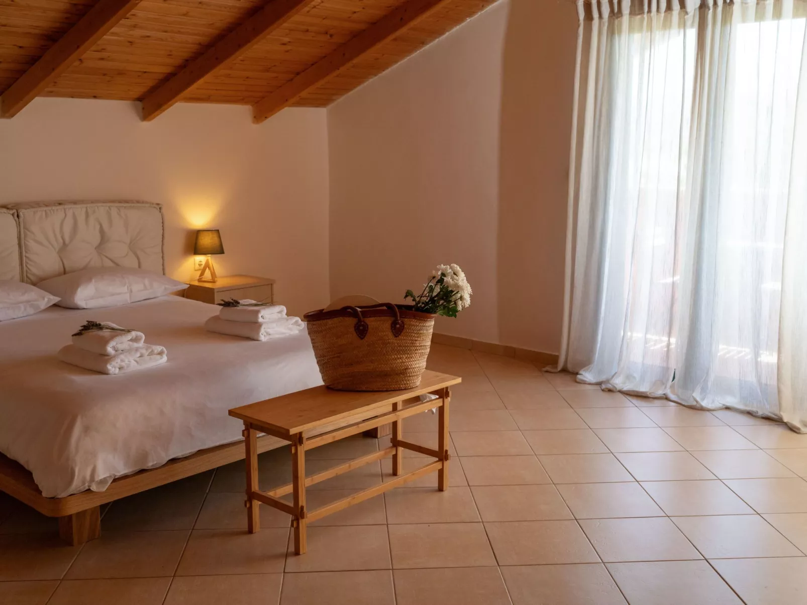 Wunderschönes Haus in Nea Tirintha mit privatem Parkplatz-Binnen