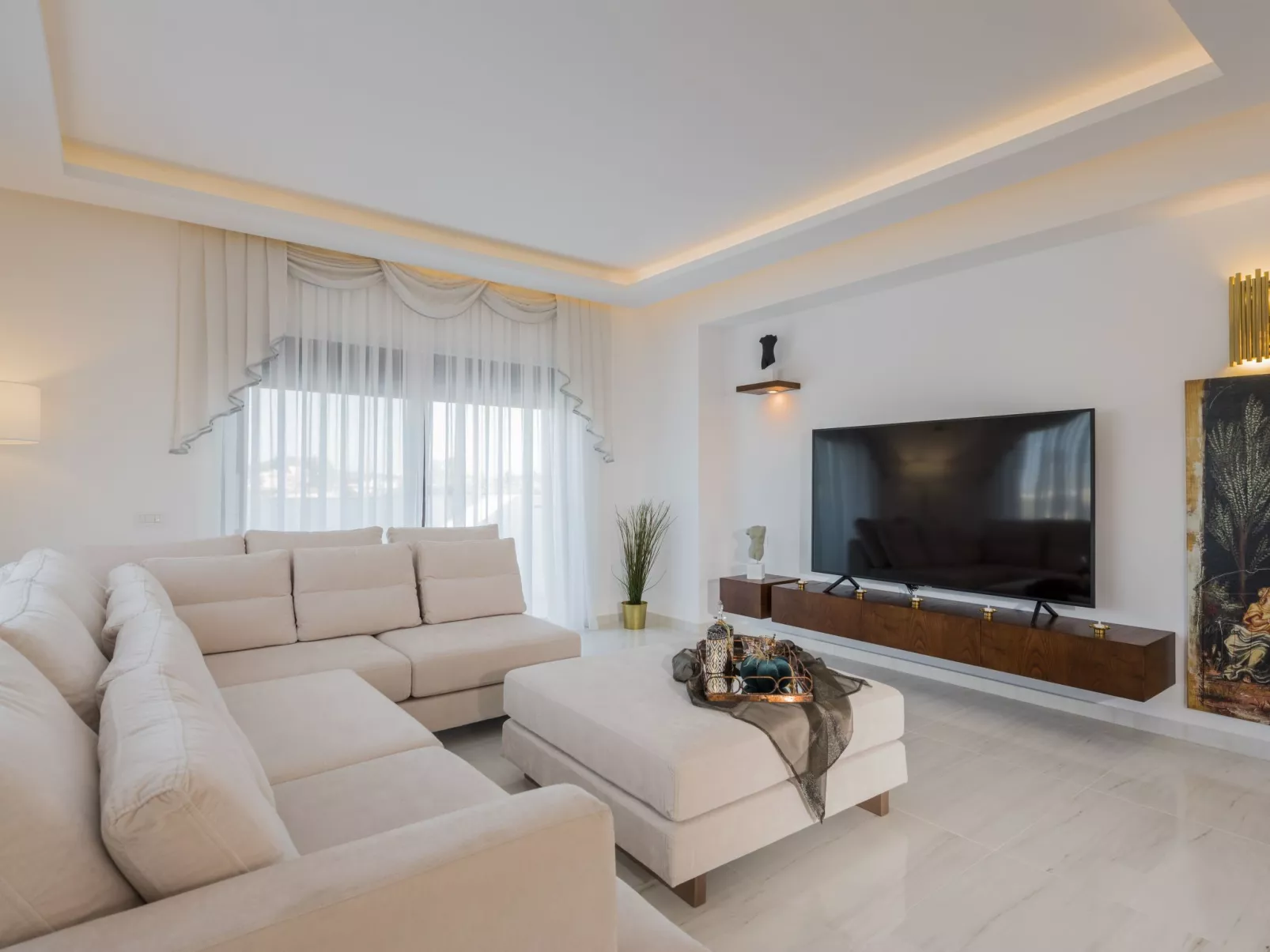 In Arkadii mit Außenpool-Binnen