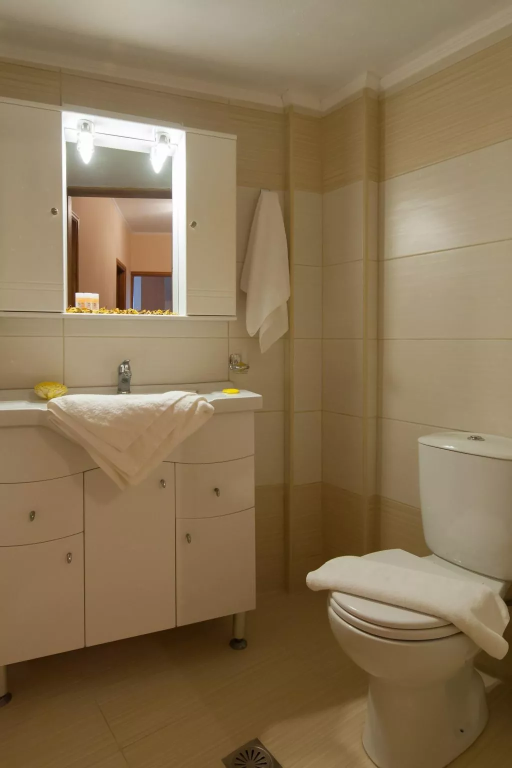 Schönes Haus in Panormos mit kleinem Garten-Binnen