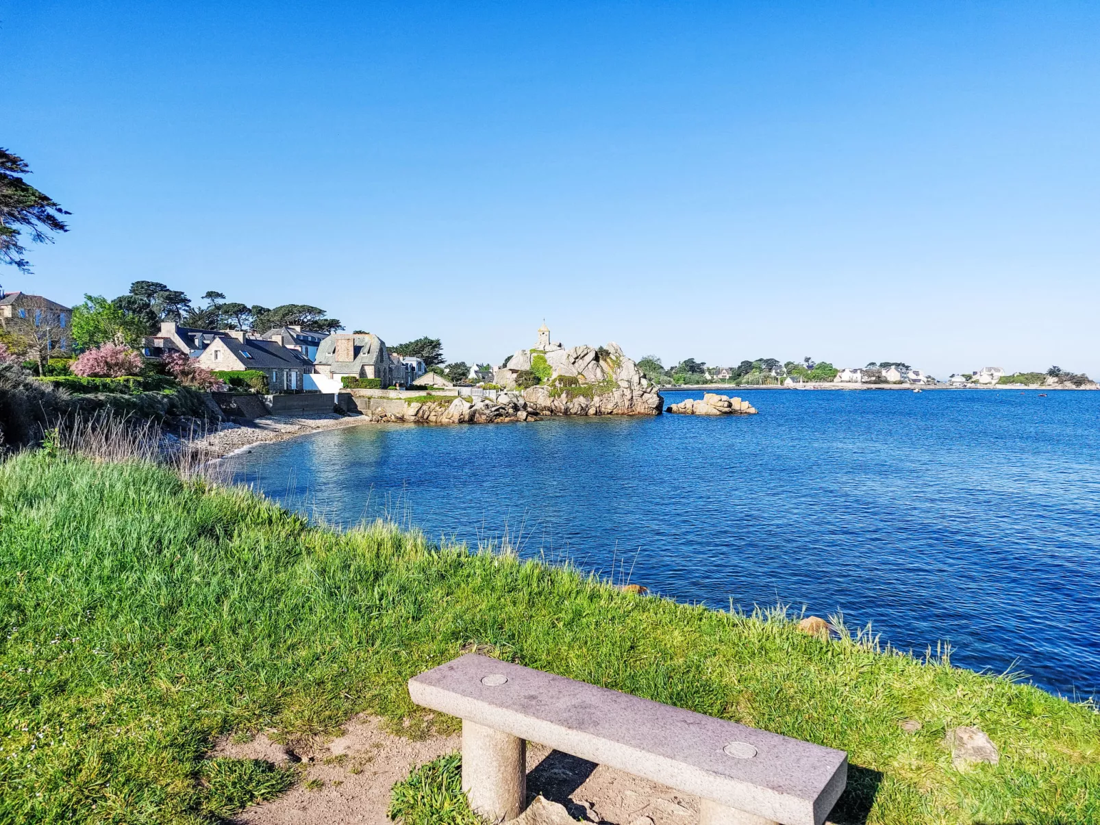 Neues Haus mit blendendem Meerblick-Omgeving
