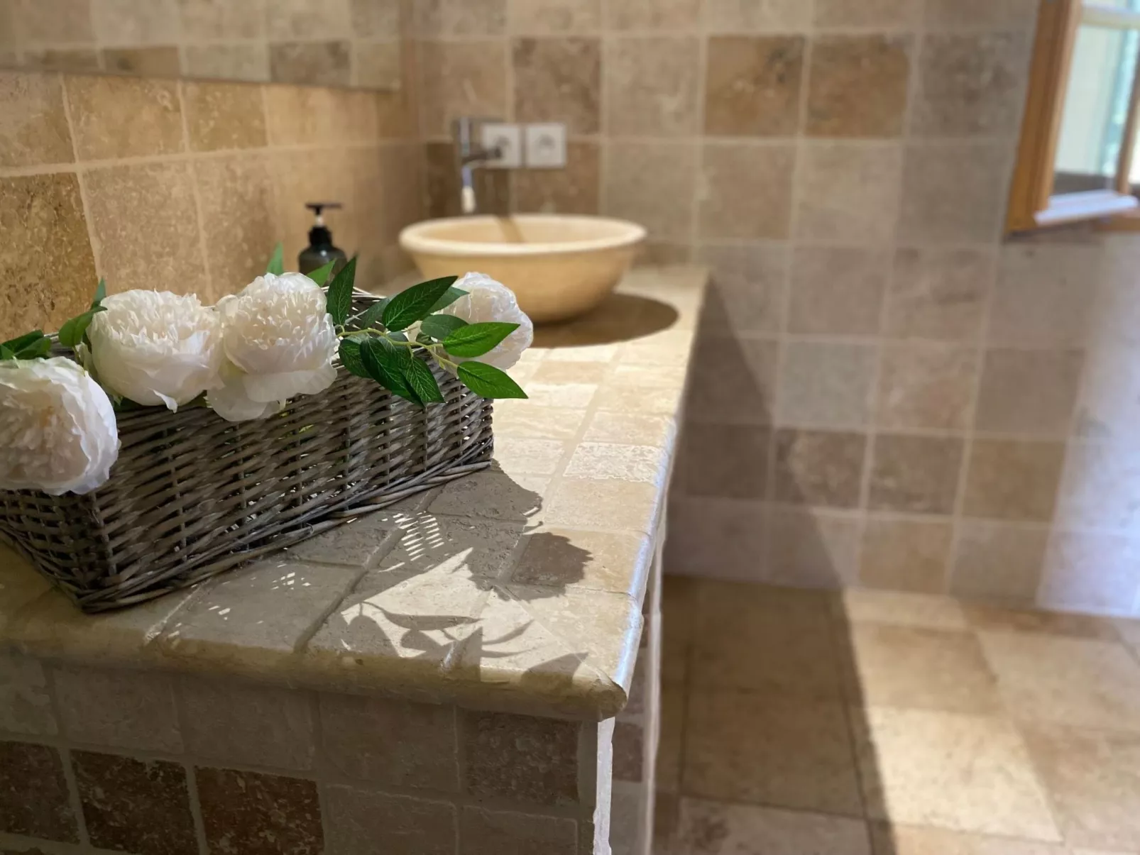 Klimatisiertes Mas Les Heures Bleues mit Pool - Binnen