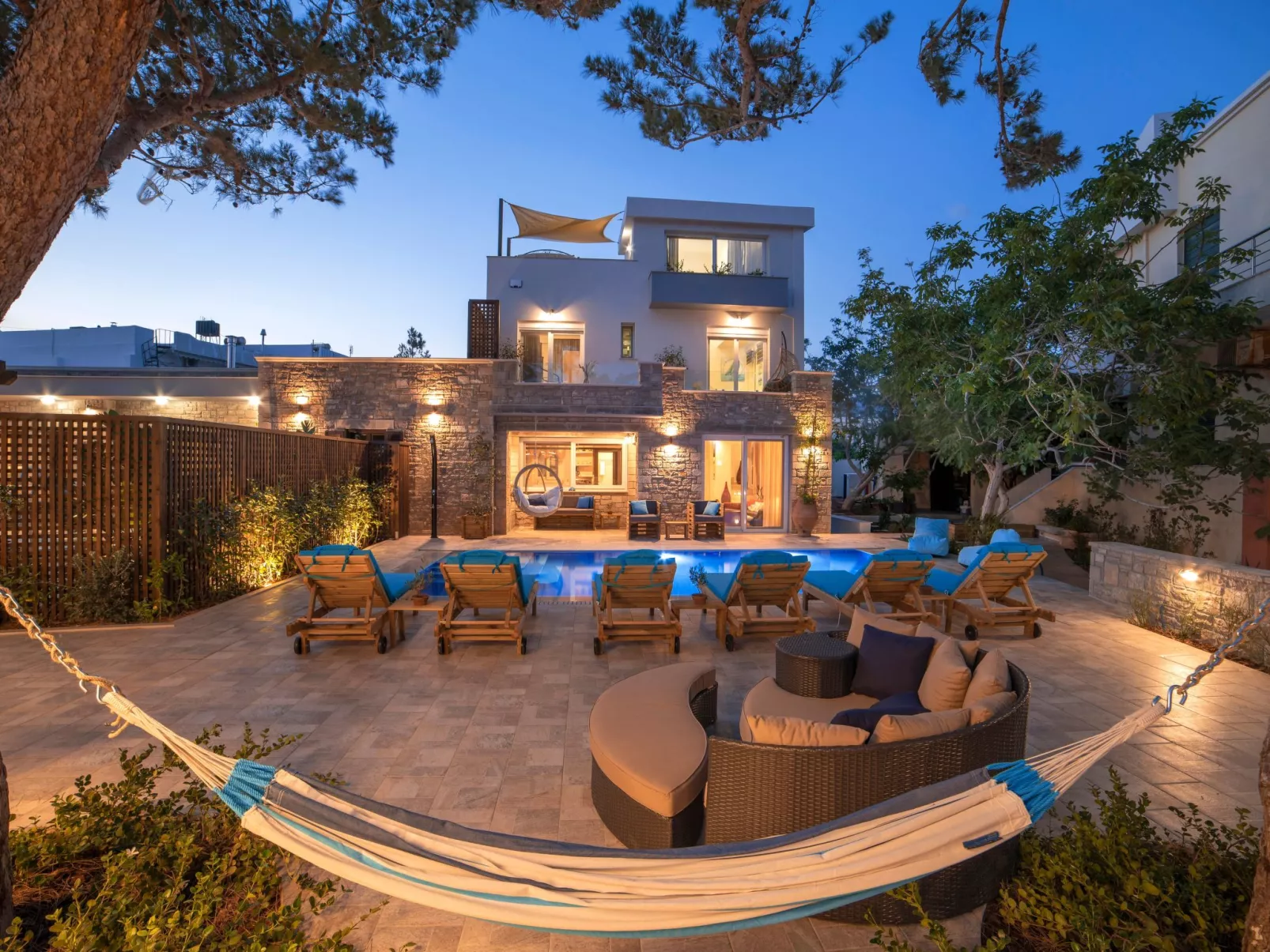 Paradisos für 14 Personen und 4 Kinder-Buiten