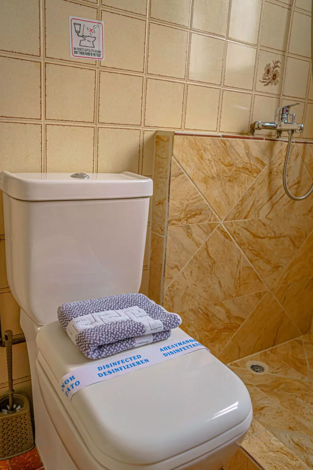 In Nisaki mit Pool-Binnen