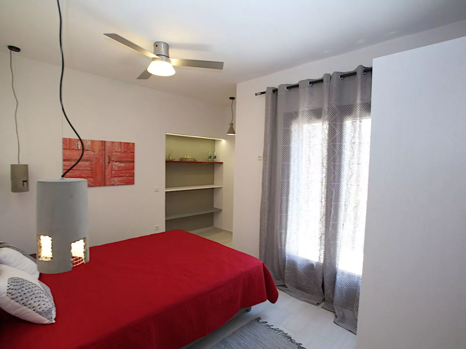 Luxuriöse, private Villa mit Meerblick, abgelegener Strand-Binnen