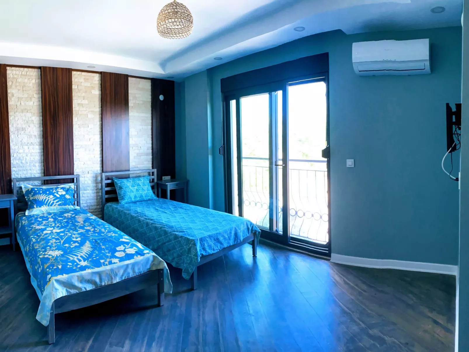 Berghütte mit eigenem Pool - Binnen