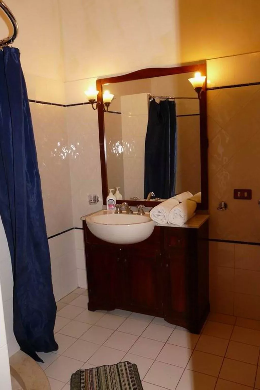 'Verbena' mit Pool-Binnen