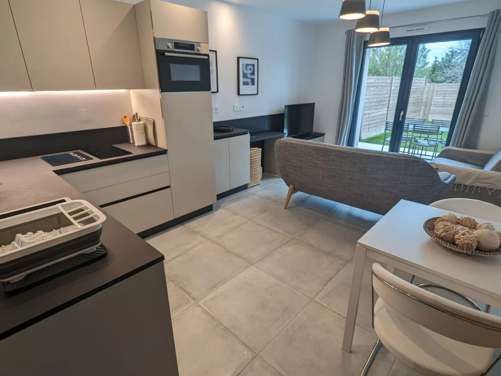 Luxuriöse Wohnung mit beheiztem Pool und private-Binnen