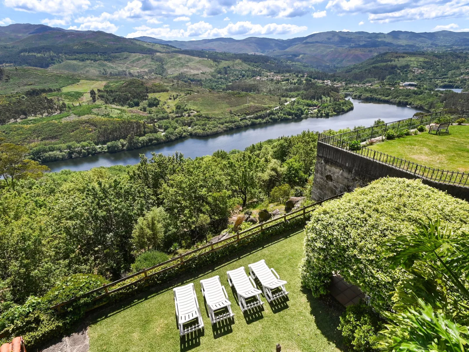 Casas das Olas 1 - Großartige Aussicht, 2 Pools, idealer Ort zum Entspannen und-Buiten