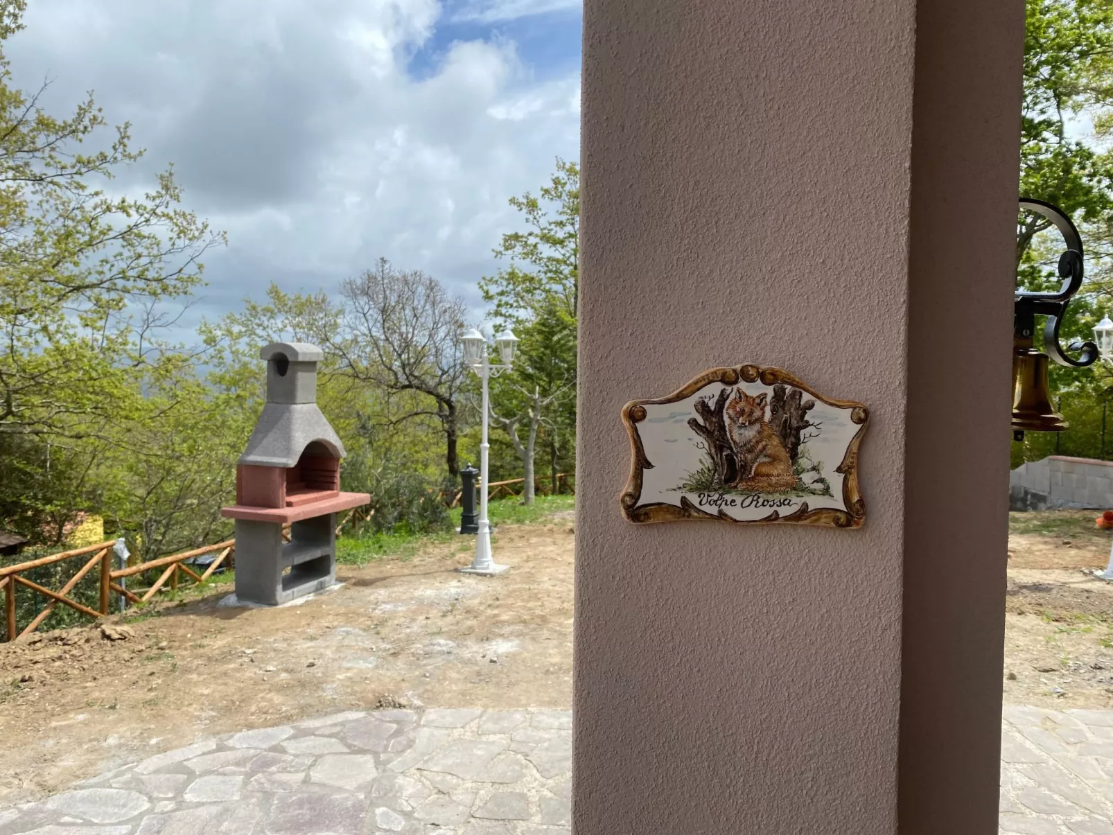 Wohnung "Red Fox" mit privatem Garten-Buiten