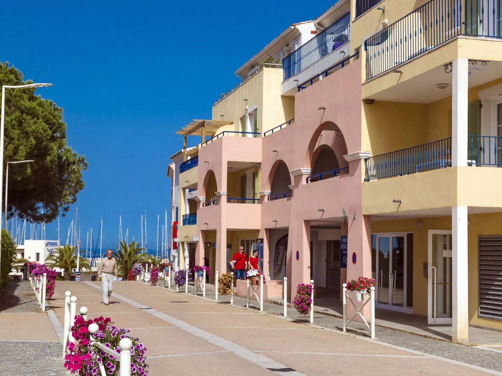 Am Meer in Korsika-Buiten