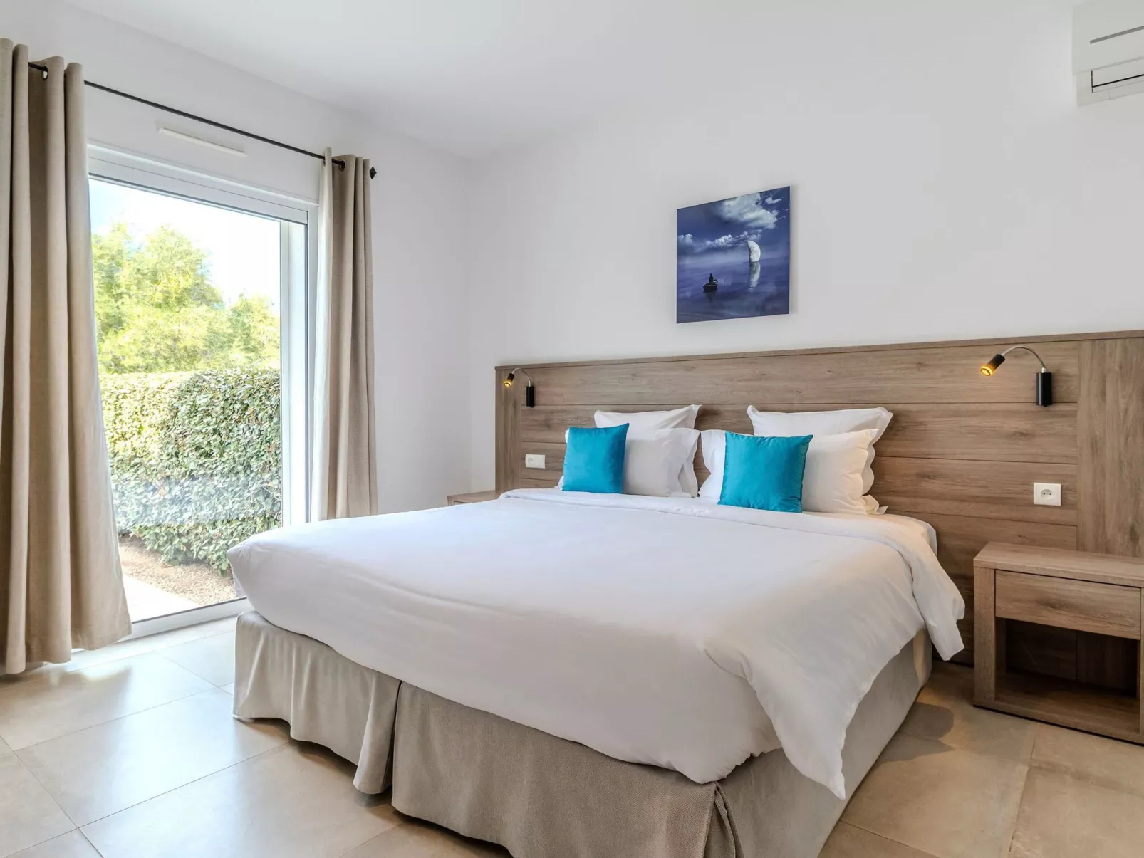 Villa 3 Schlafzimmer, privater Pool Garten und Parkplatz-Binnen