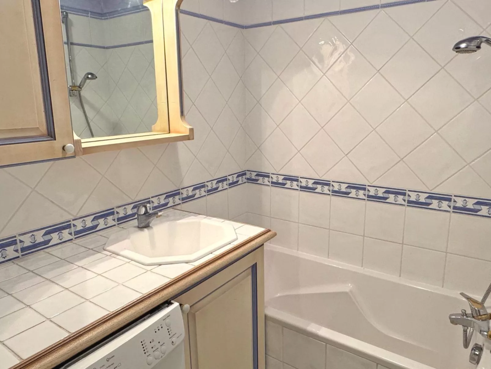 Wohnung T3 - 6 pers - Residenz Swimmingpool - Klimaanlage-Image-tags.info