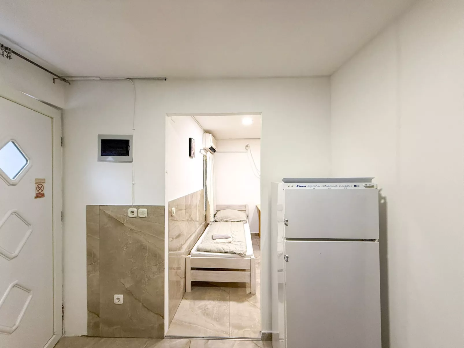 In Vodice mit Terrasse-Binnen