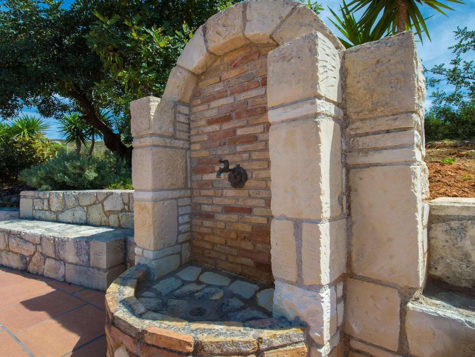 Villa Mathea - Kreta - Große Luxusvilla mit privatem Pool - Zentrale aber ruhig-Image-tags.info