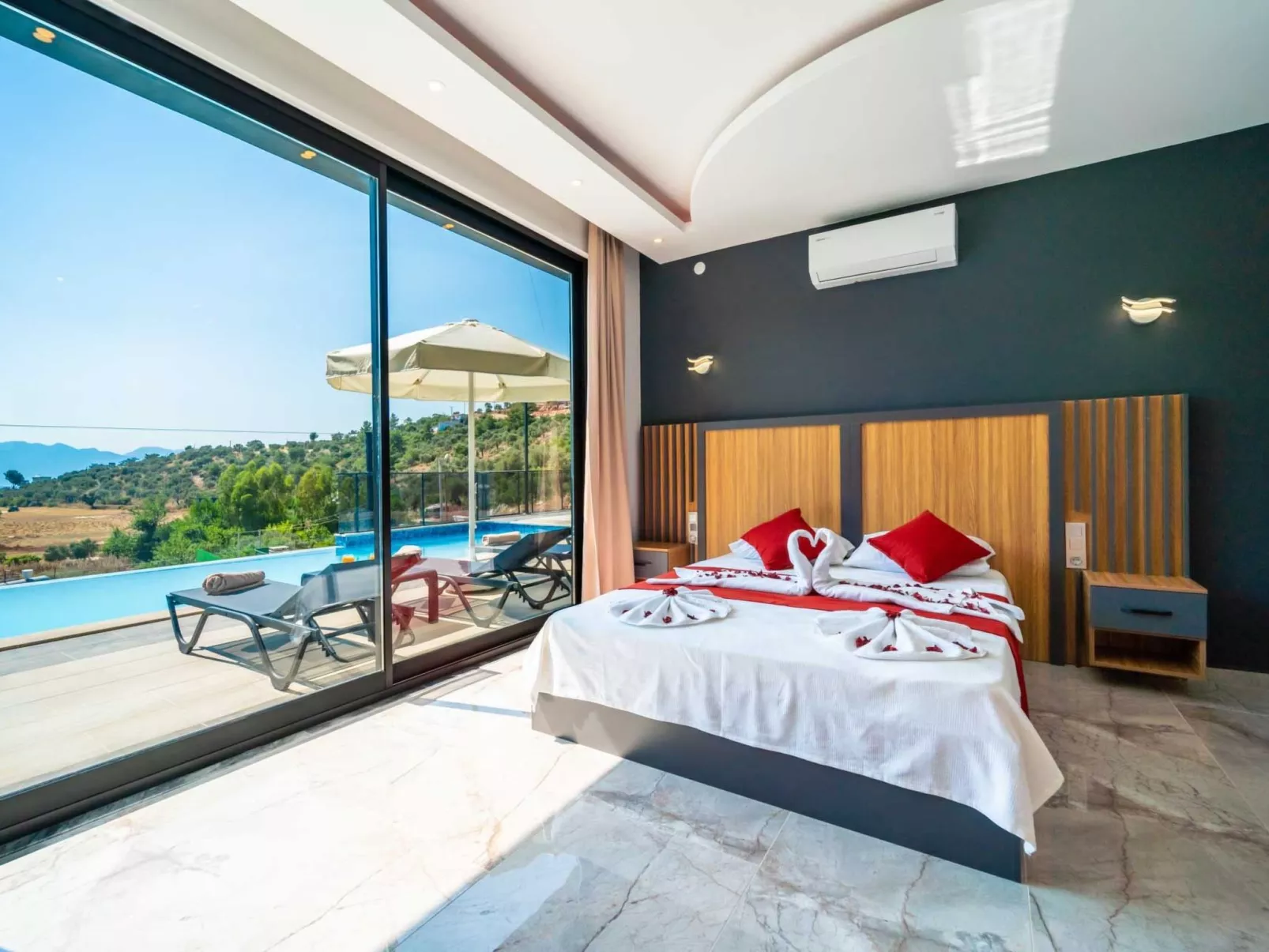 Luxuriöse Villa "Sard 3" mit Jacuzzi-Binnen