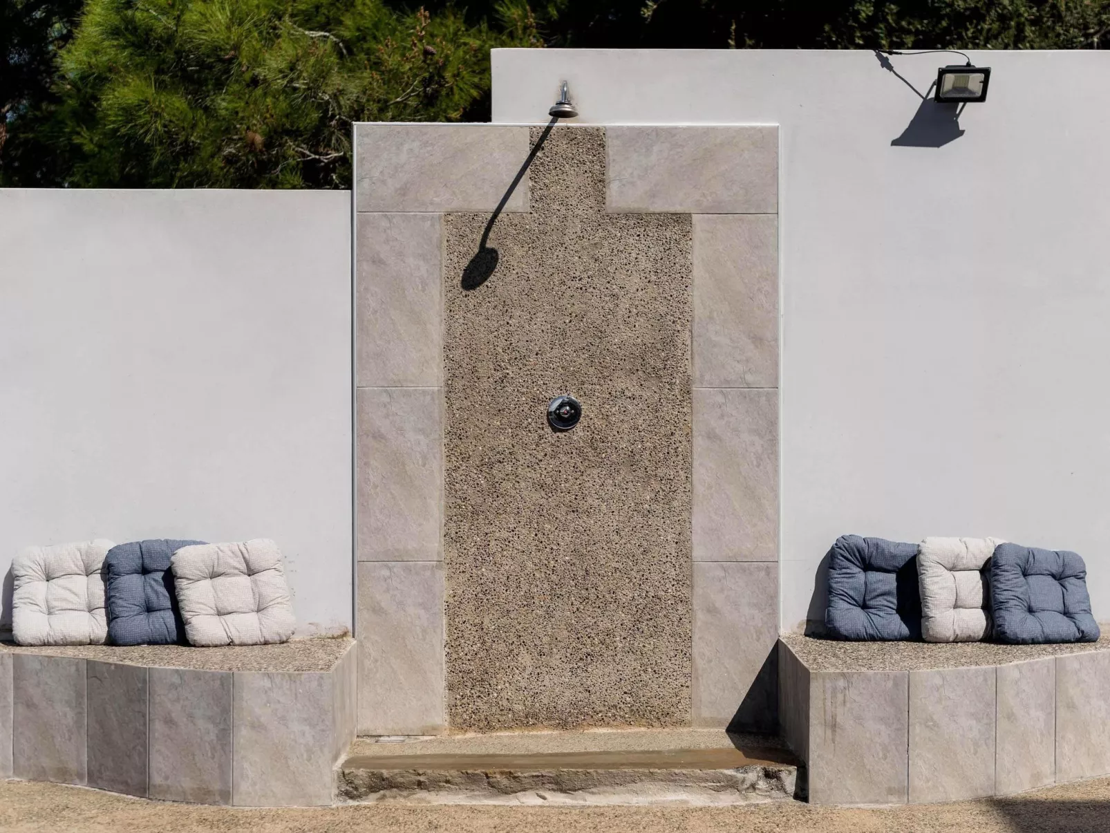 Villa Articiano mit Whirlpool und herrlicher Aussicht-Binnen