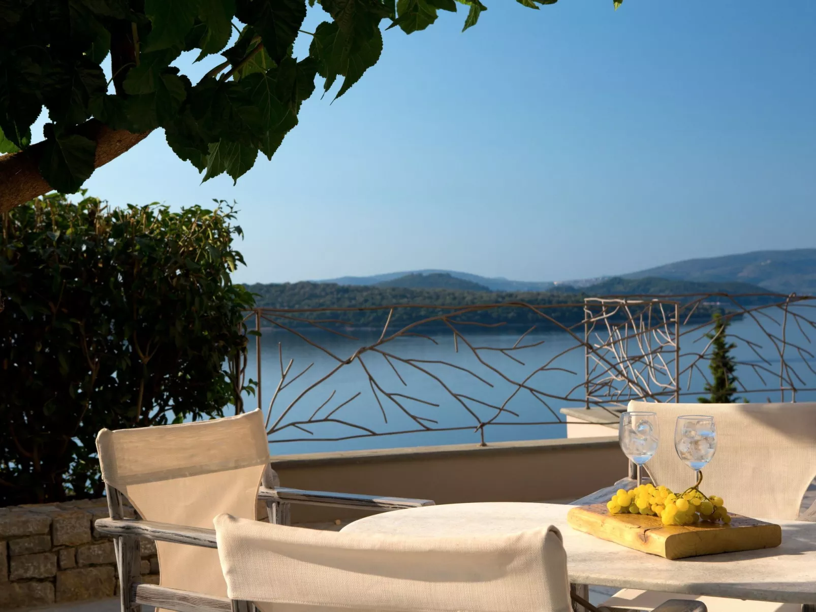 Für 6 Personen und 1 Kind in Perigiali-Image-tags.info