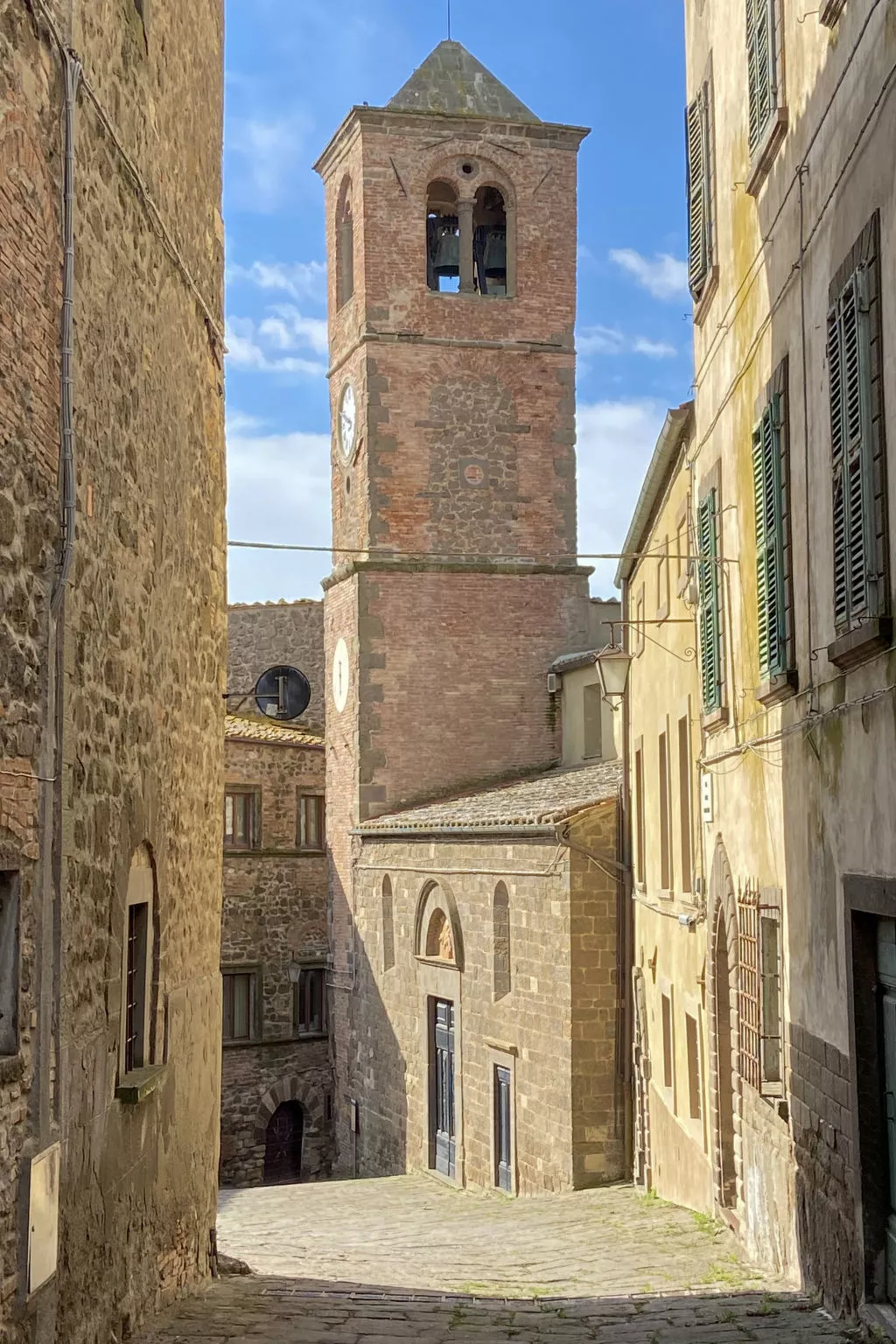 'Casa Simoncini' mit Gemeinschaftspool-Omgeving