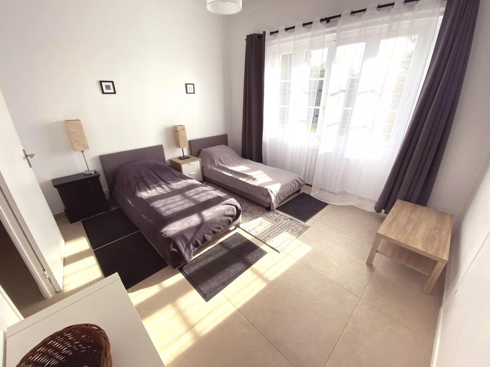 Geräumige und elegante Villa mit großem Garten, Swimmingpool und 3 Schlafzimmer-Binnen