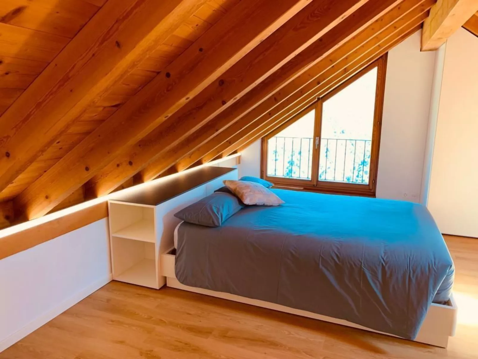 Tausend Steine Haus-Binnen