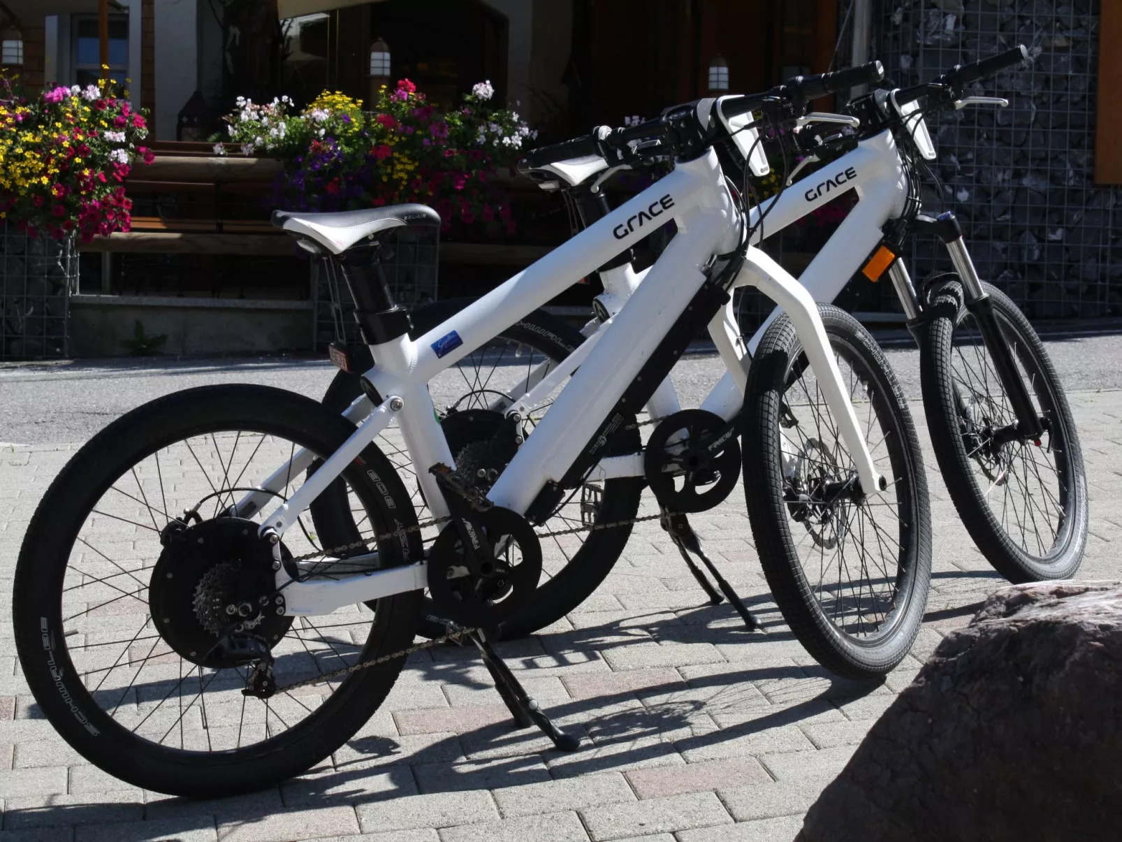 Ruhige Wohnung im Ortszentrum-Buiten