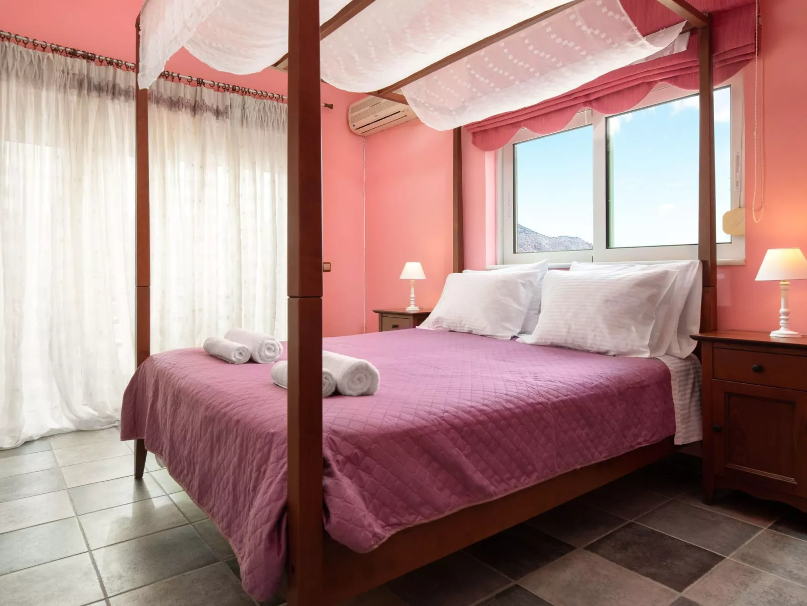 Gemütliche Villa Zenia in Damatria-Image-tags.info