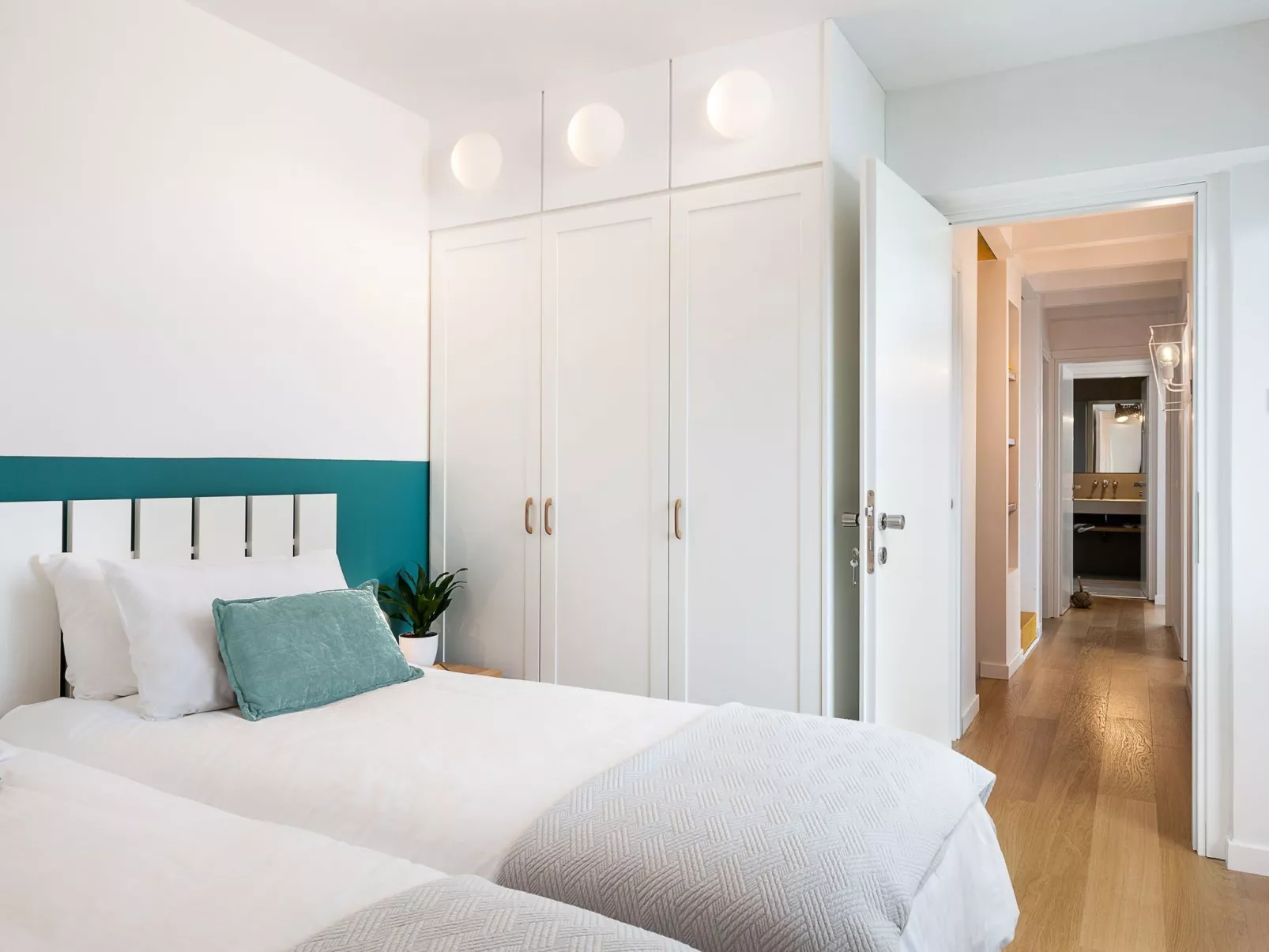 Ferienvilla mit beheiztem Pool und schöner Aussicht-Image-tags.info