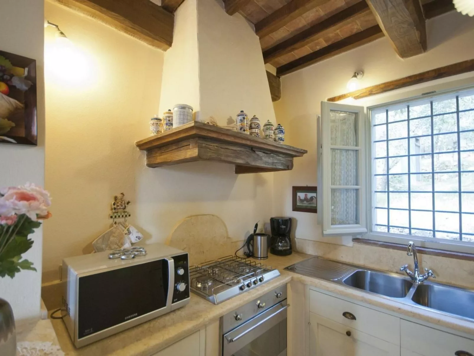 Villa mit Garten, Grill und Terrasse-Binnen