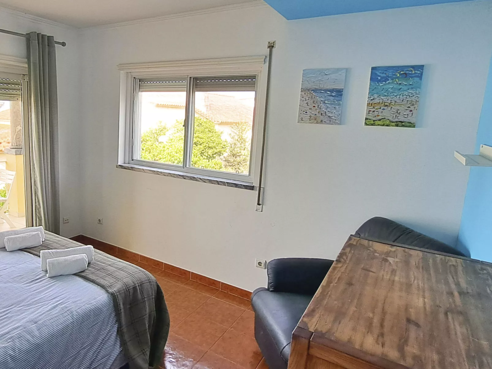 Haus Roda - Ferienwohnung in Praia Areia Branca-Image-tags.info