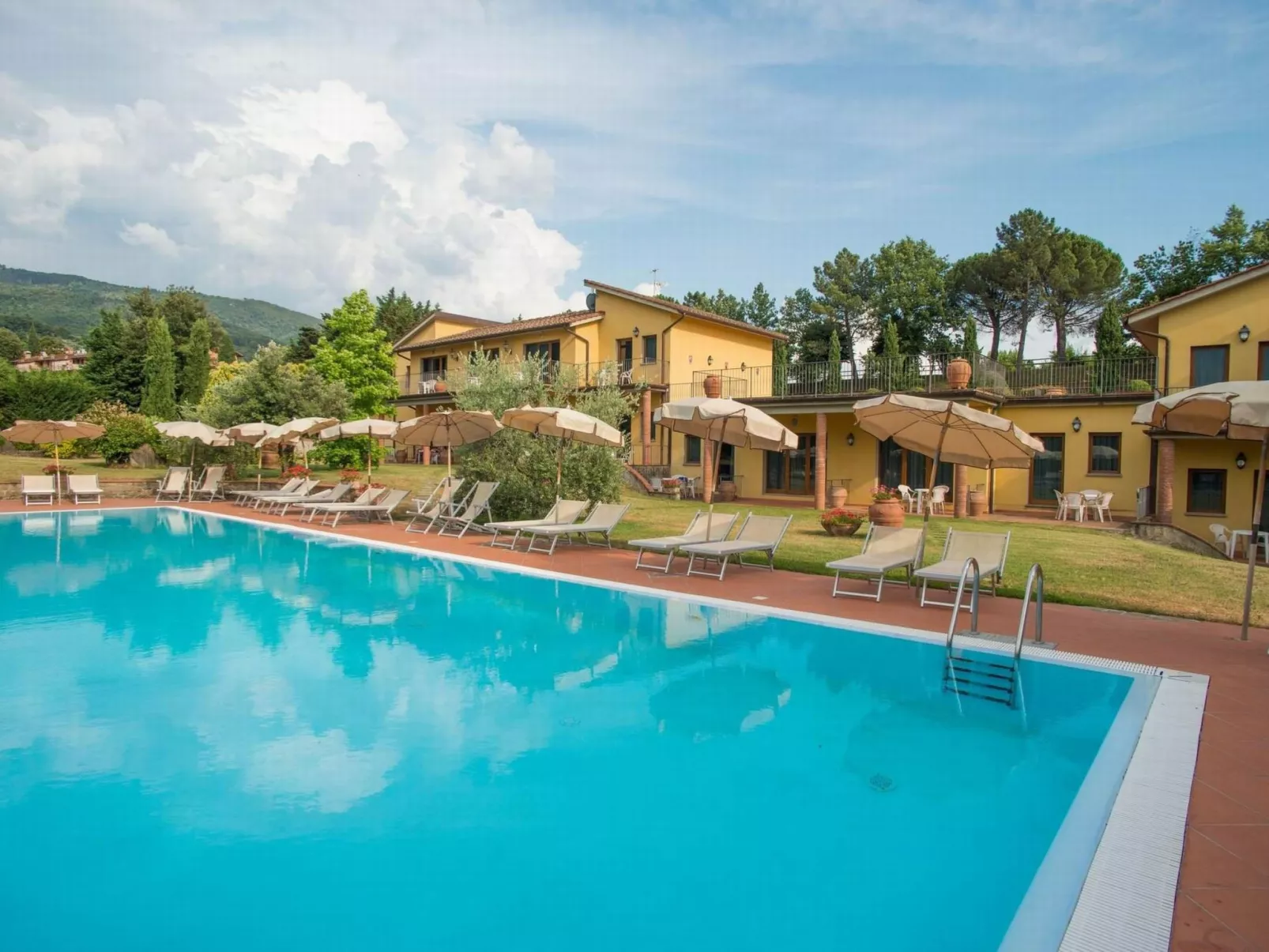 Unterkunft in der Residenz, Schwimmbad, Tennis, Restaurant-Image-tags.info