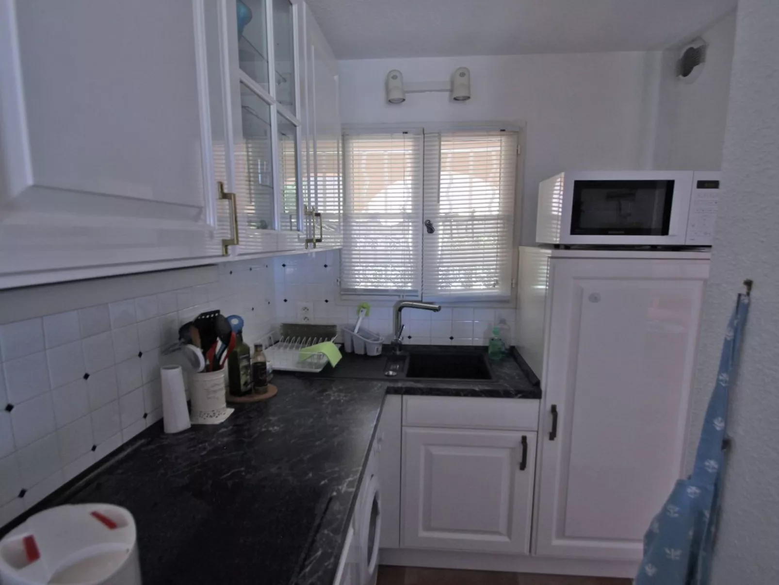 Mazet 4 pers - Blick aufs Meer - Schwimmbad - WiFi - Klima-Binnen