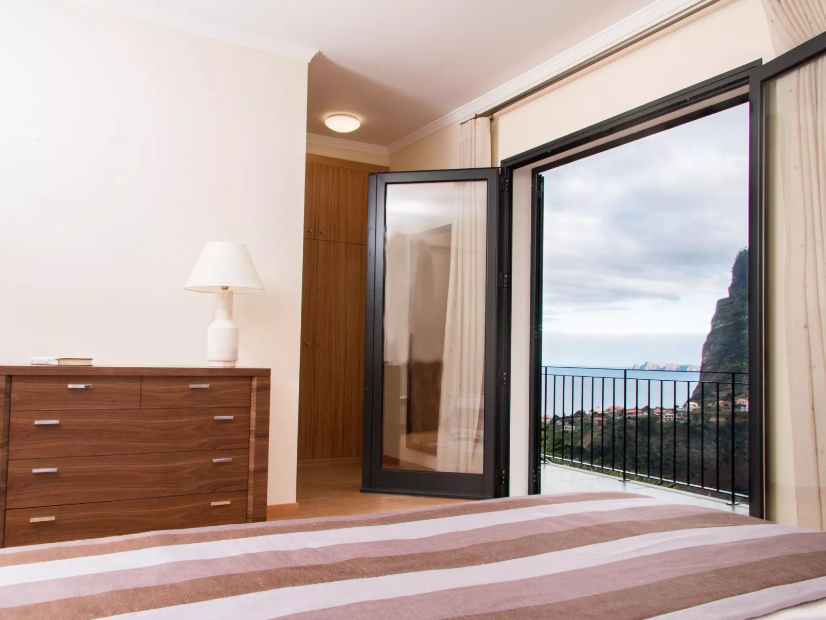 Elegantes Haus in Santana mit Garten und Grill-Binnen