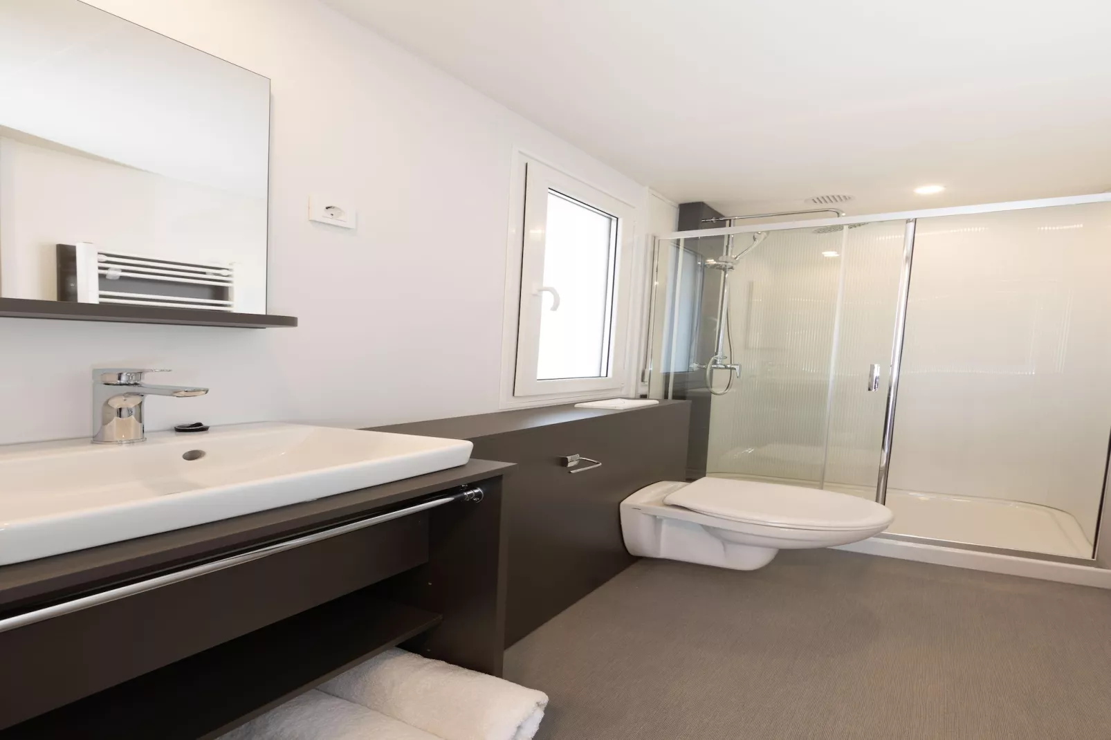 MobileHome Typ A-Badkamer