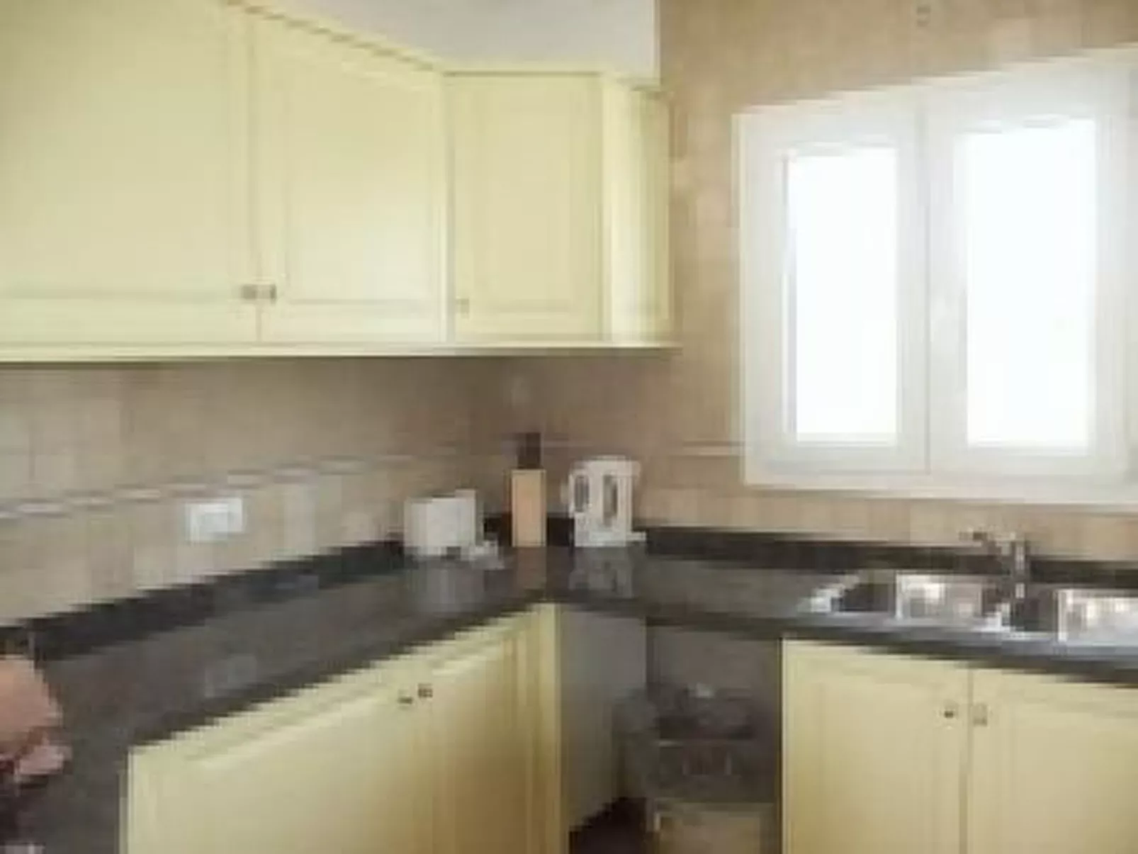 Villa Redonda I-Binnen