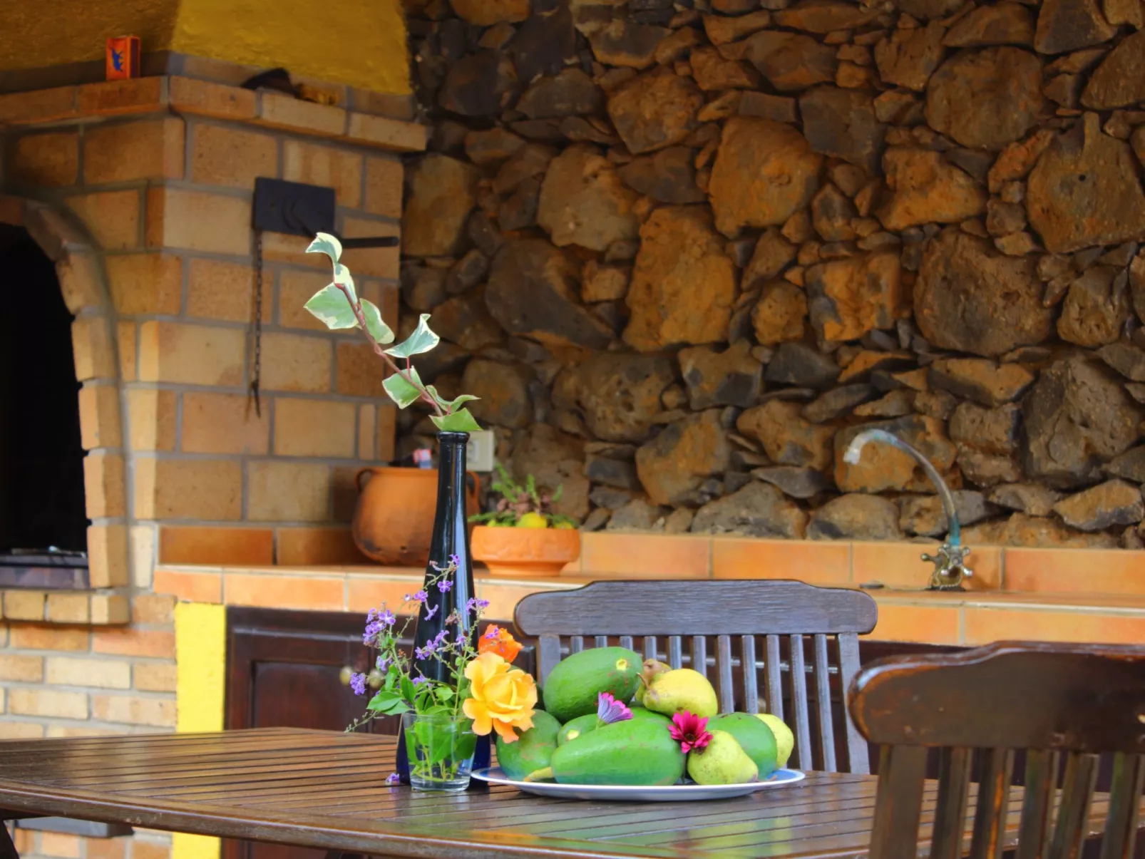 Mit Schwimmbad nur für Erwachsene-Buiten