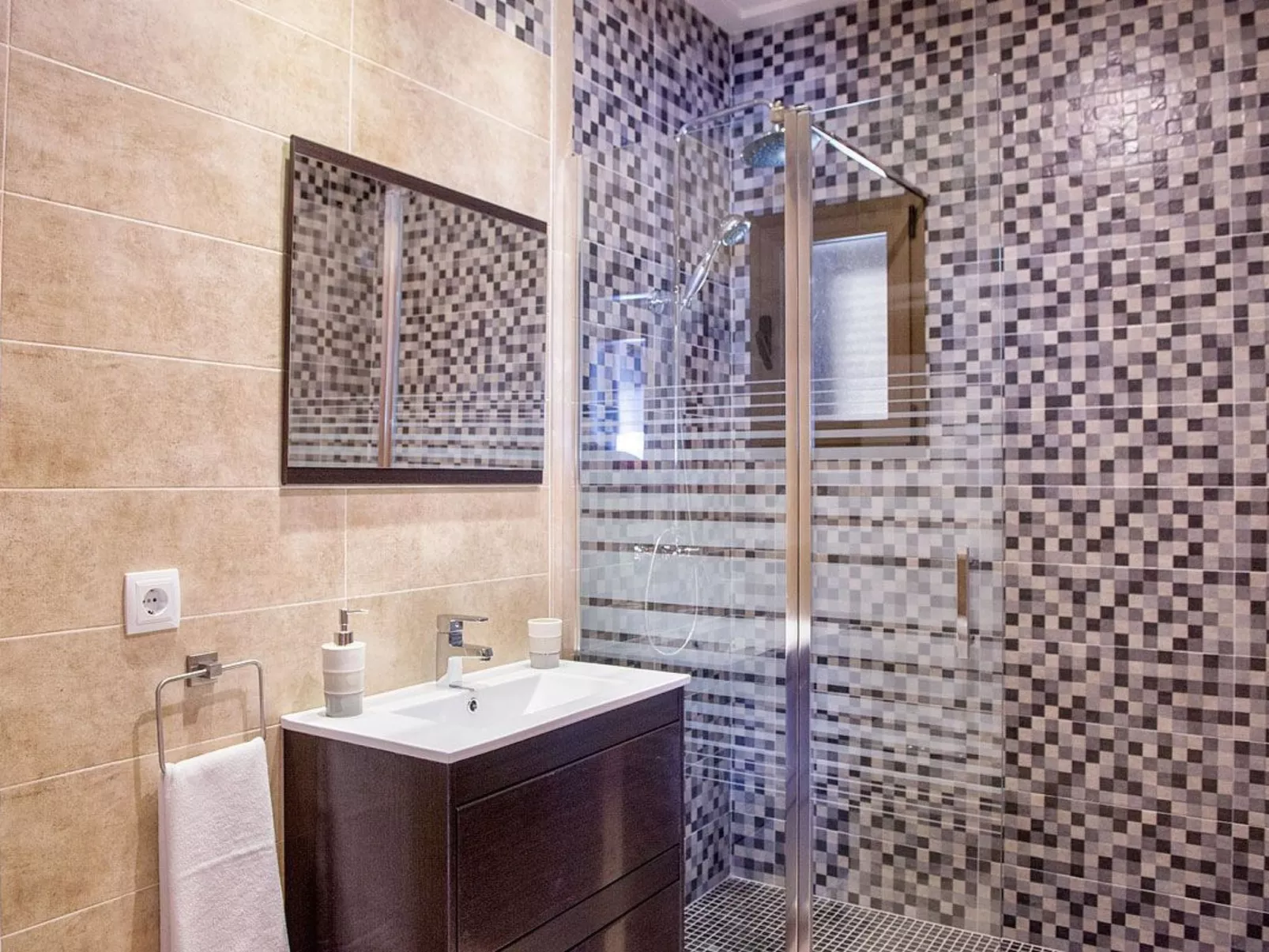 Schöne Villa in Cala Millor, Cala Bona-Image-tags.info