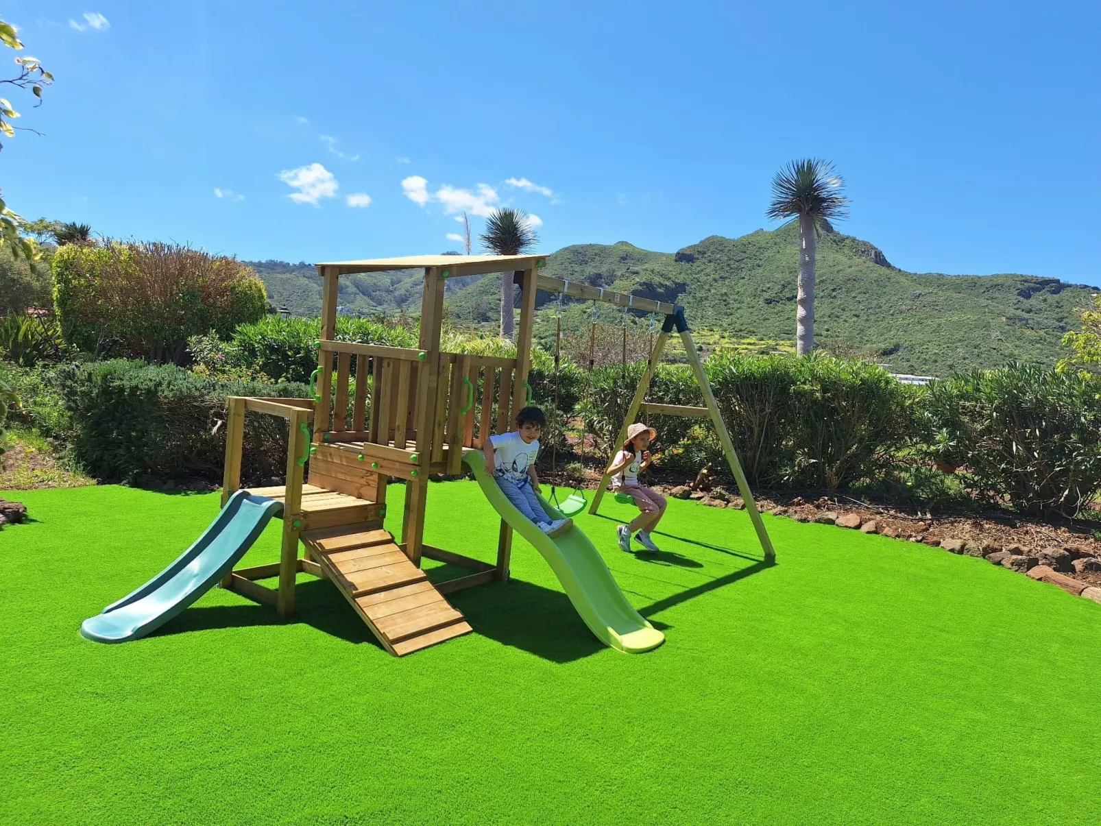 Finca Picacho "Ferienhäuser für große Gruppen"-Image-tags.info