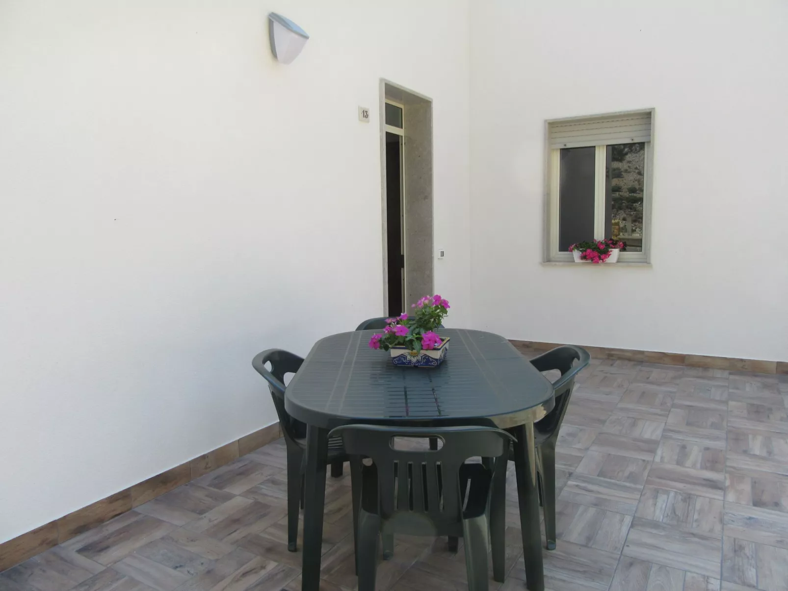 Mit Wasserblick-Binnen