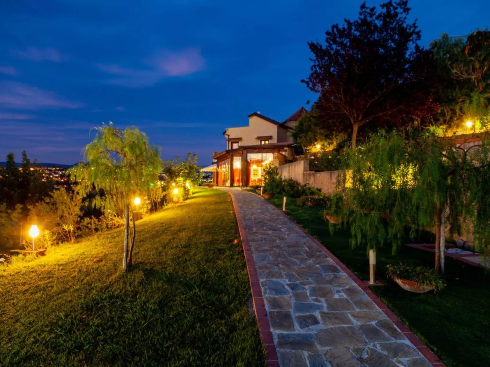 'Granatapfel' mit Pool-Buiten