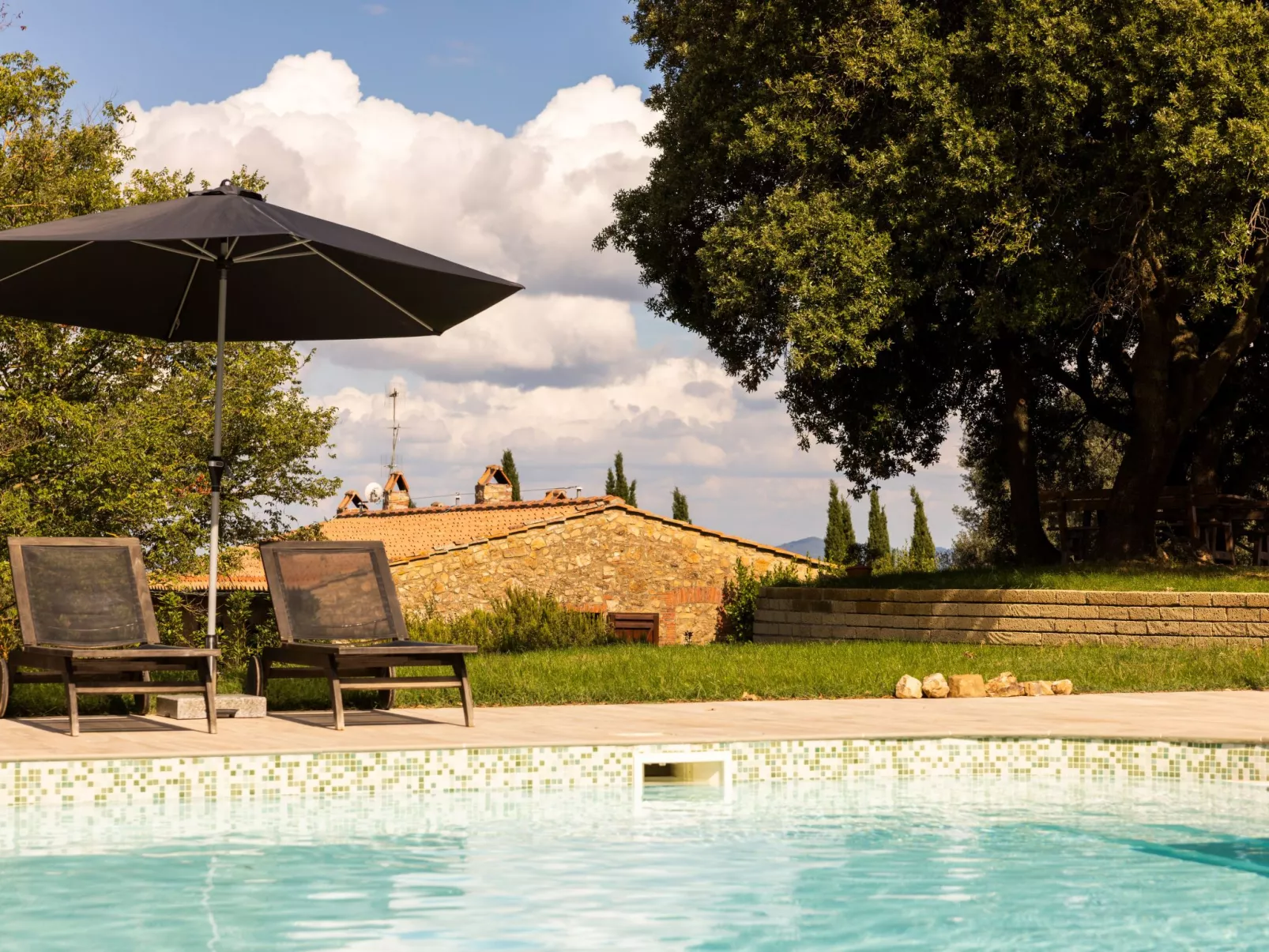 Landgut mit eigenem Parkplatz-Buiten