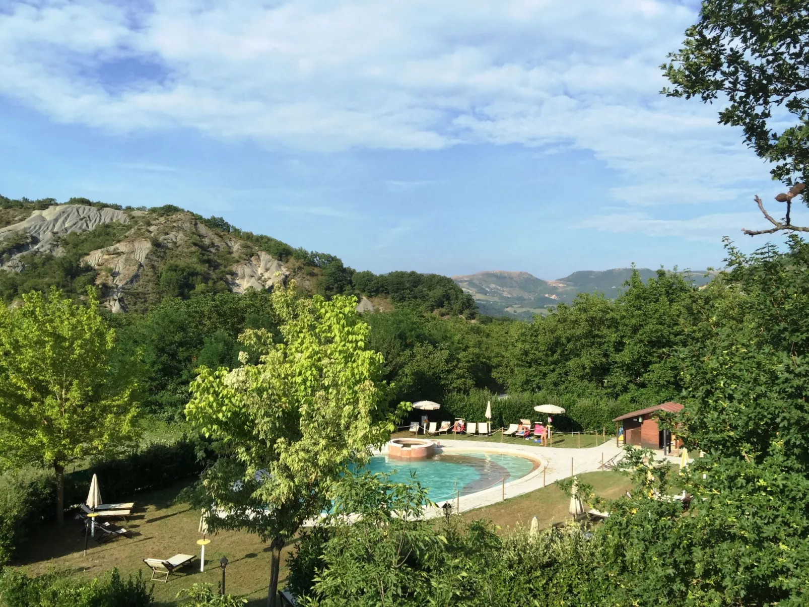 Wohnung in Apecchio mit Privatparkplatz-Buiten